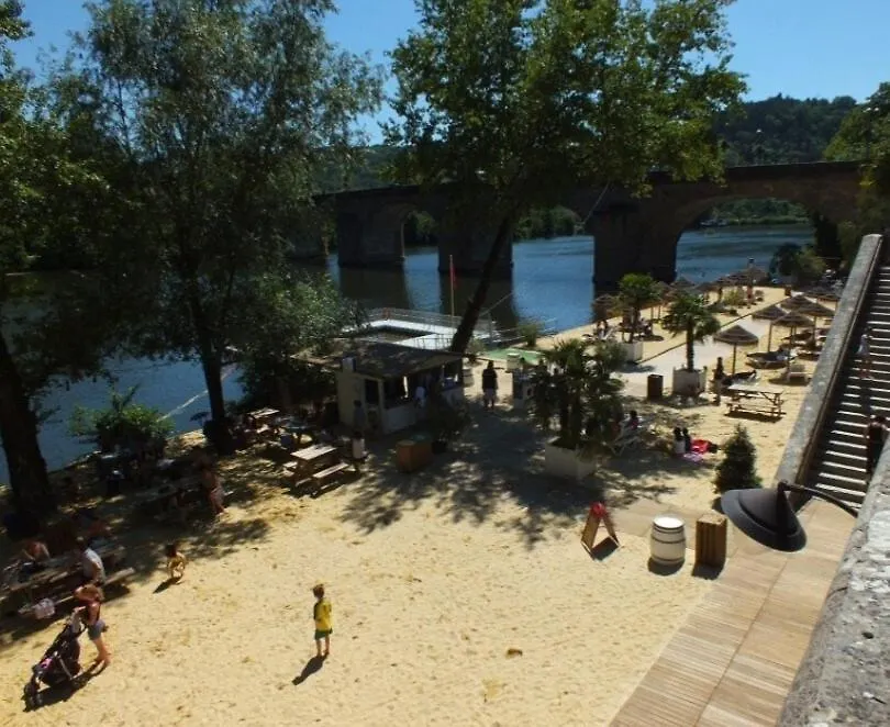 T3 Meuble Central A Cahors 0*,  Francie